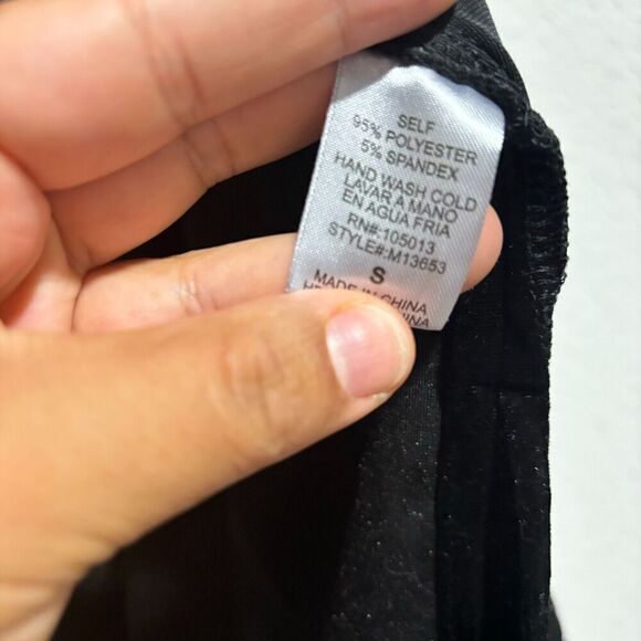 Andree By Unit Womens Velvet Kimono Jacket Small in Black With White Embroidered - Picture 10 of 13